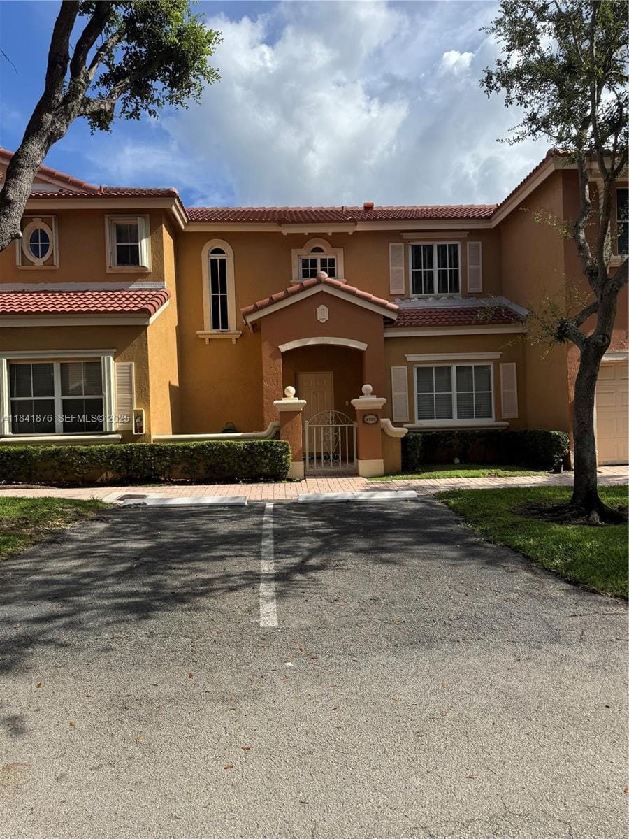 8424 NW 139th Terrace 2705, Miami Lakes, FL 33016 photo 4