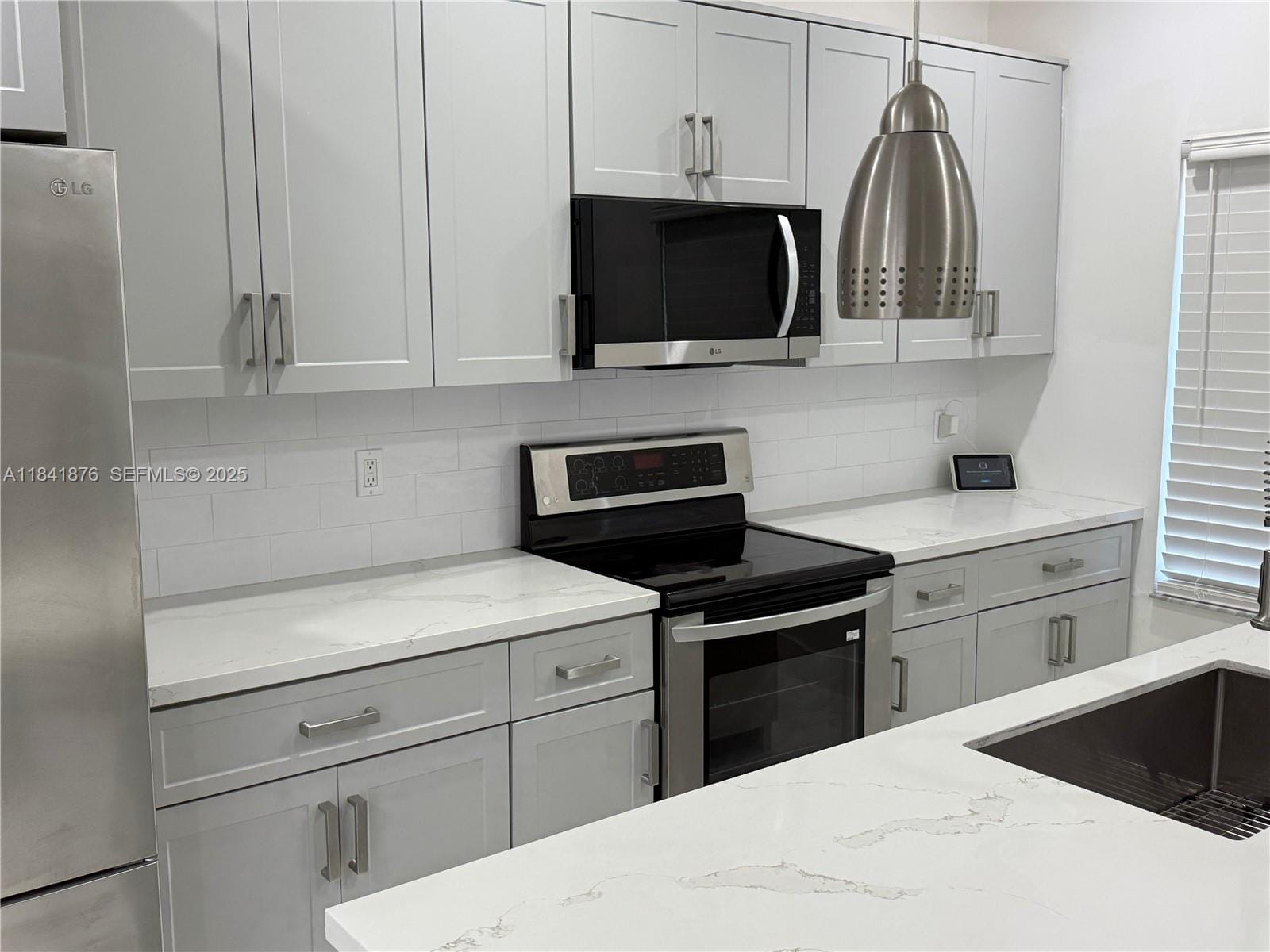 8424 NW 139th Terrace 2705, Miami Lakes, FL 33016 photo 9
