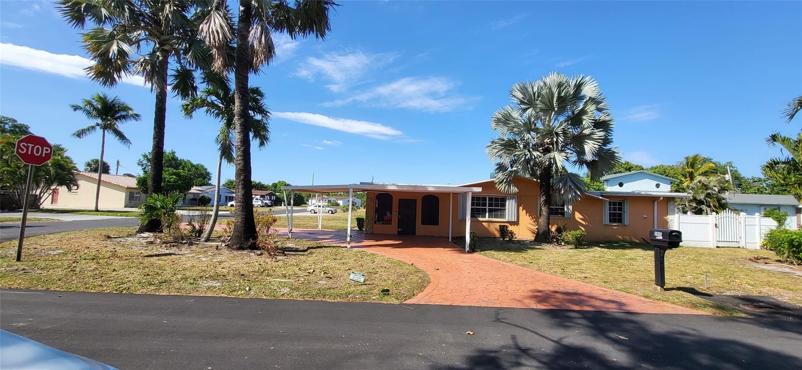 2495 NW 111th Street, Miami, FL 33167 photo 3