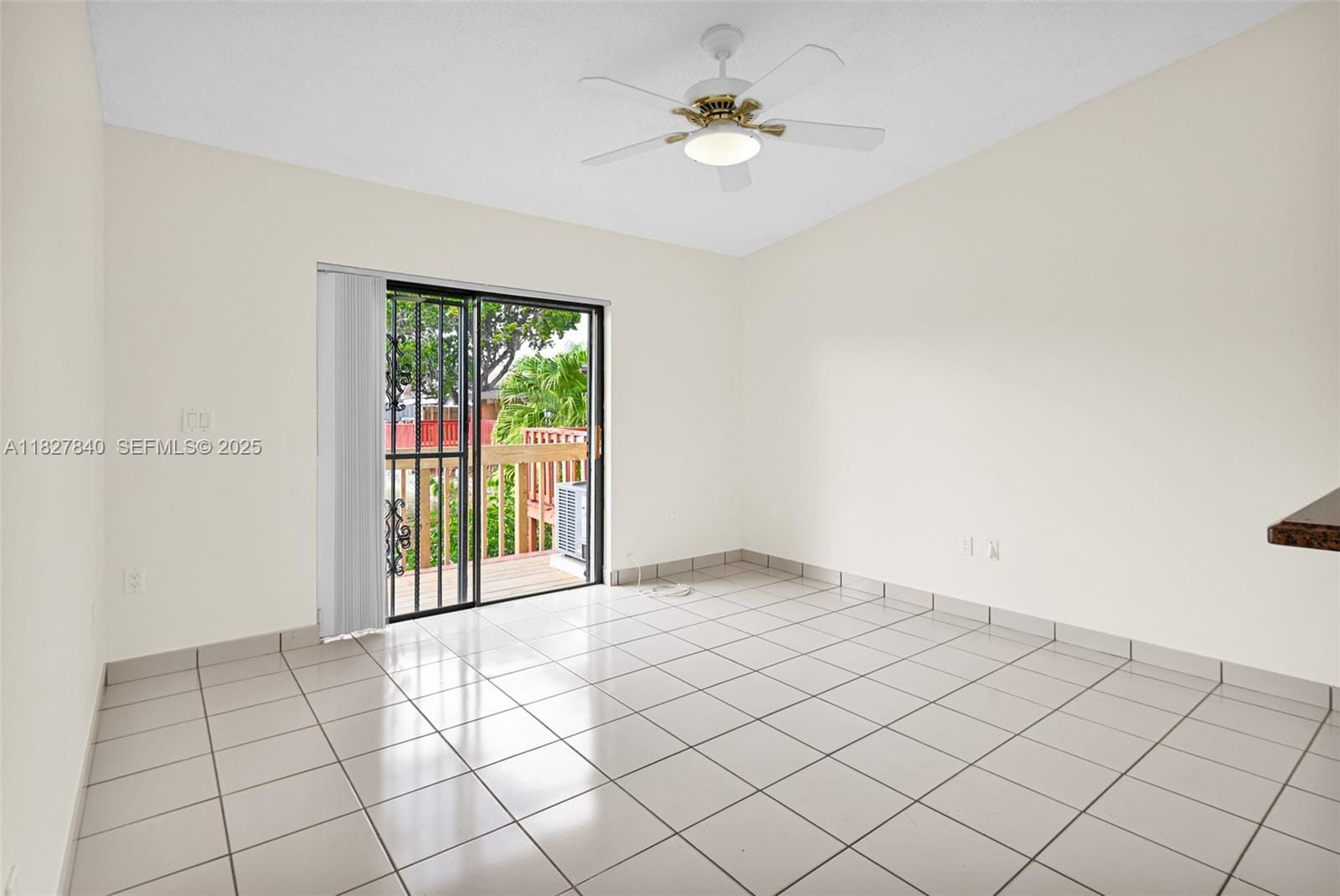 12213 SW 24th Terrace 19 — photo 5