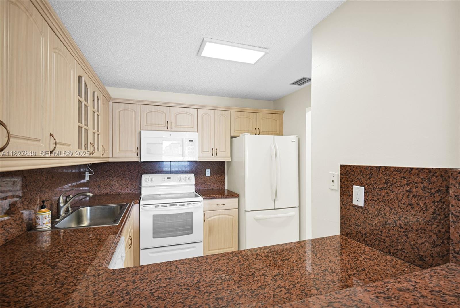 12213 SW 24th Terrace 19 — photo 6