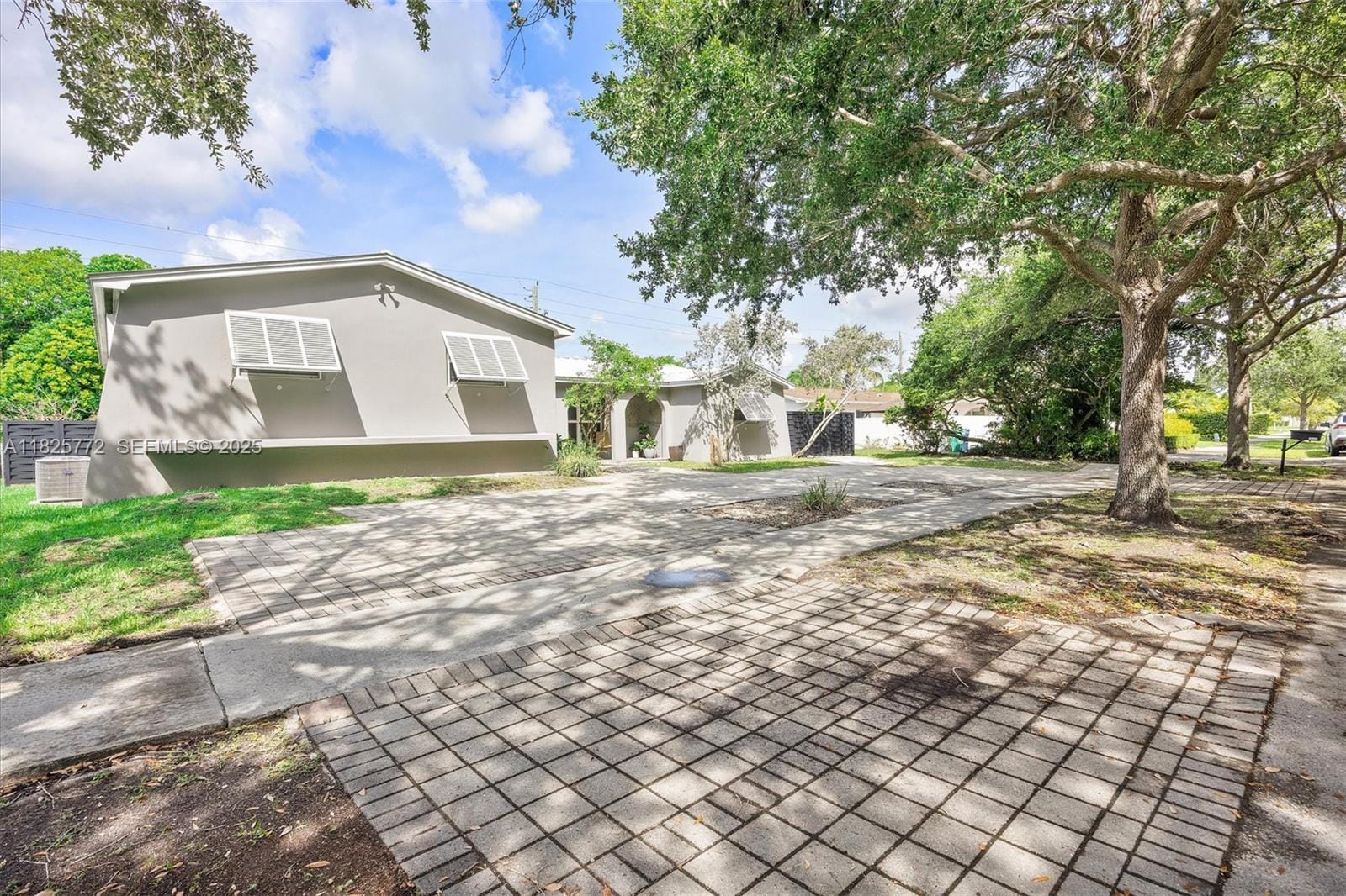 10220 SW 108th Street, Miami, FL 33176 photo 2