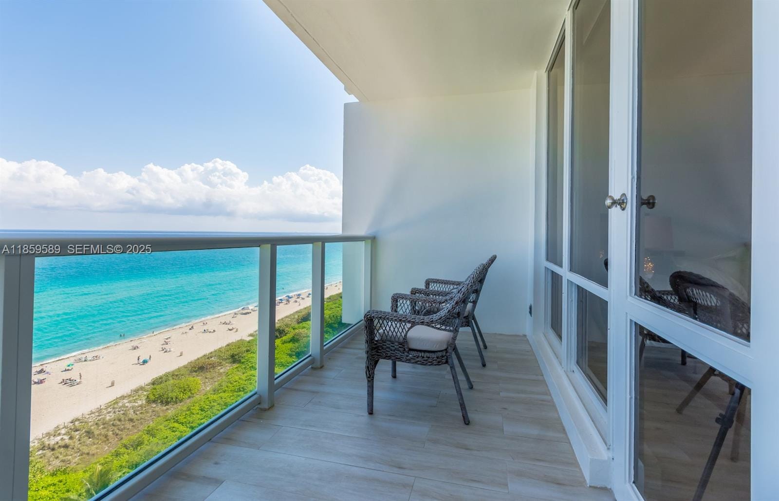 5601 Collins Avenue 1204 — photo 7