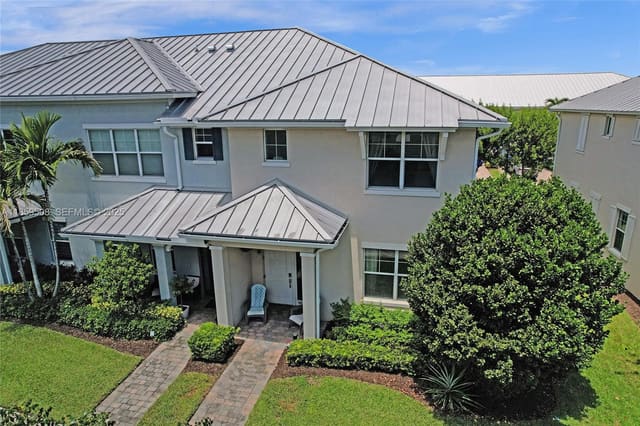 4046 Long Leaf Lane, sold in ZIP 33021, Hollywood, FL