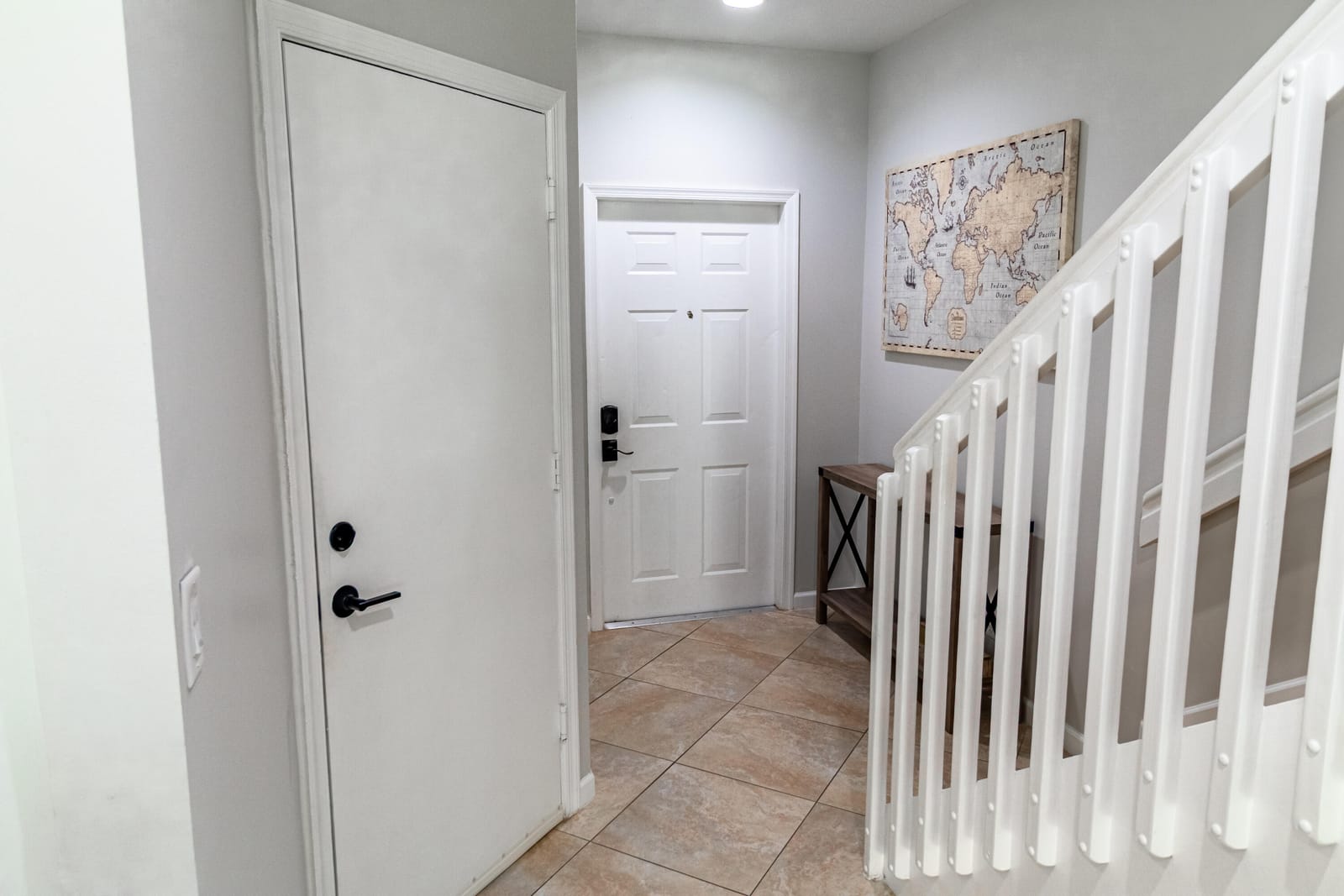 1483 Barrymore Court — photo 4