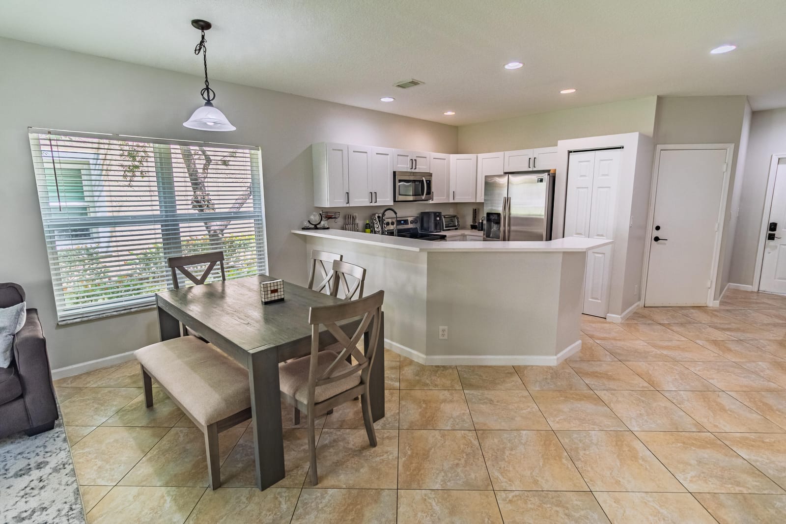 1483 Barrymore Court — photo 8