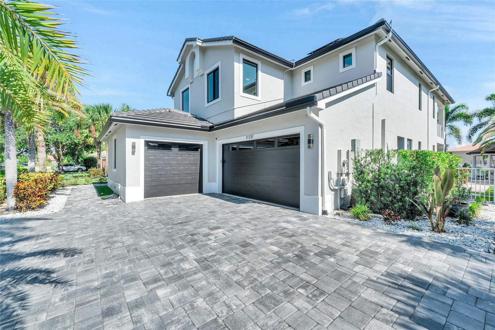 11737 Windsor Bay Place — photo 6