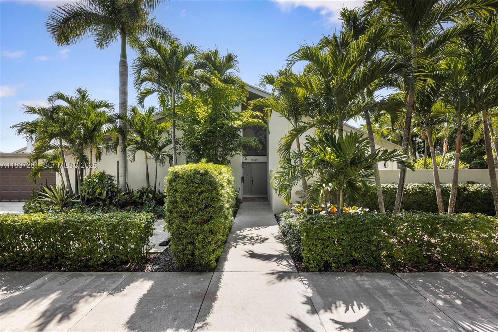 7045 SW 67th Avenue 40, South Miami, FL 33143