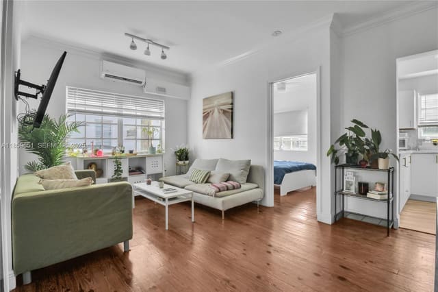 830 10th Street 1, sold in The Lorena, Miami Beach, FL
