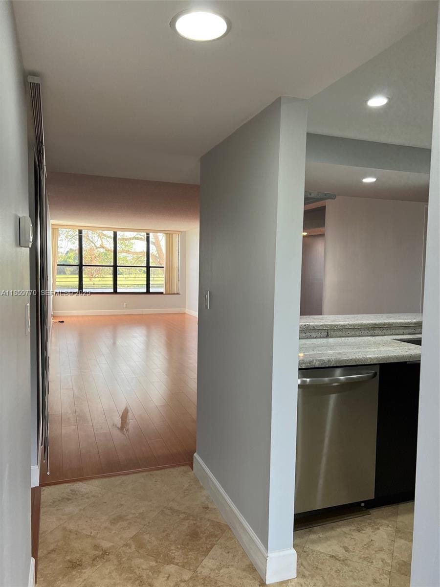 2767 S Carambola S Circle 201 — photo 6