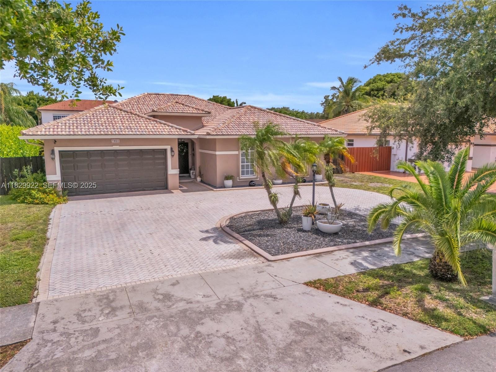 7850 NW 160th Terrace, Miami Lakes, FL 33016