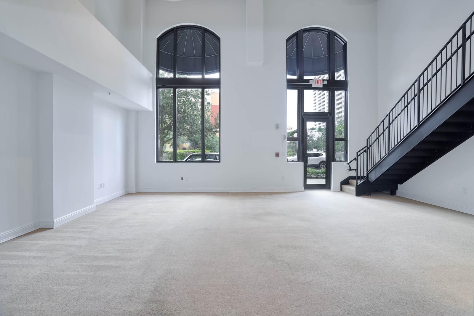 701 S Olive Avenue 116 — photo 2