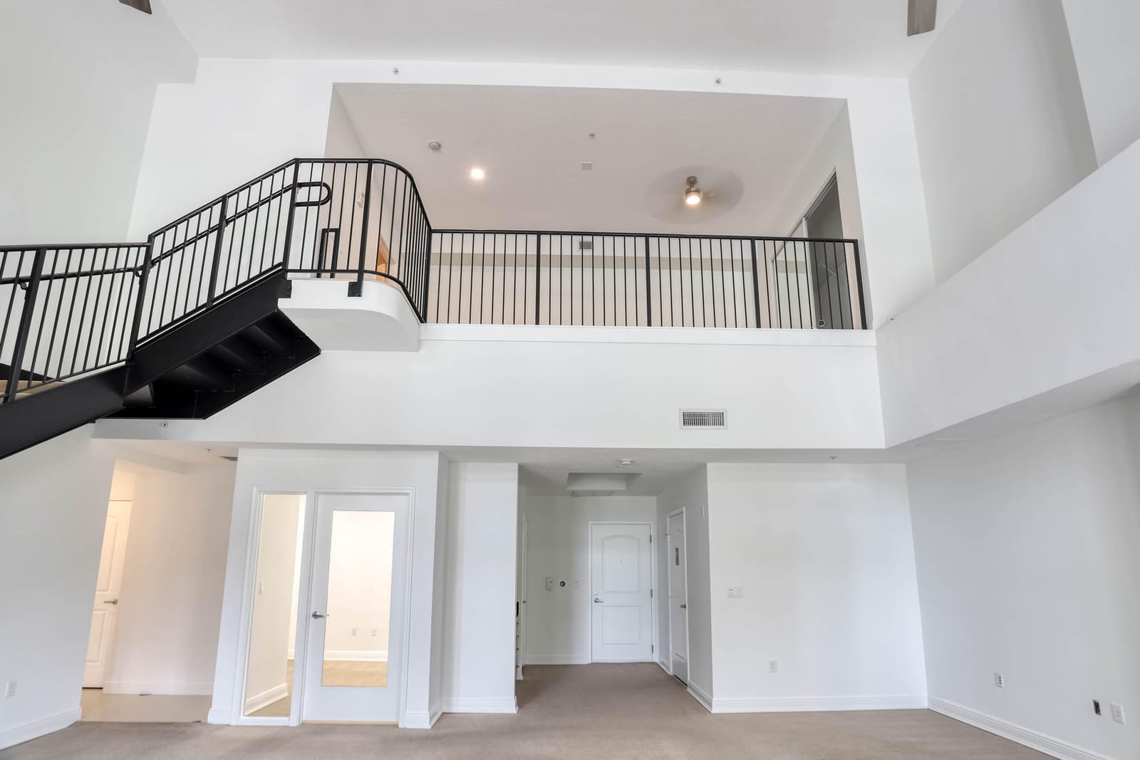 701 S Olive Avenue 116 — photo 3