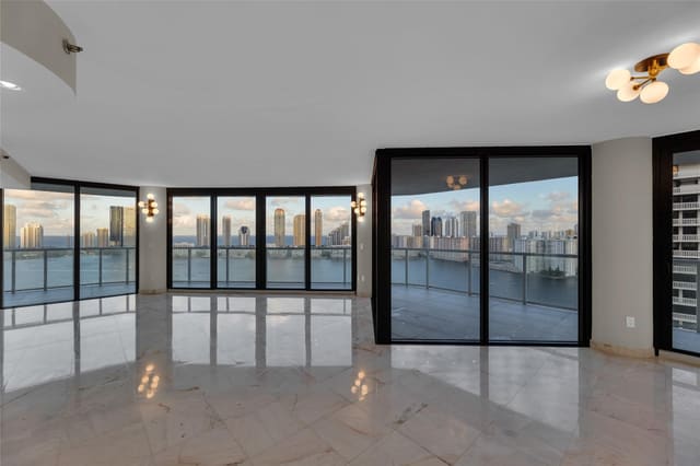 4000 Island Boulevard 2607, Aventura, FL 33160