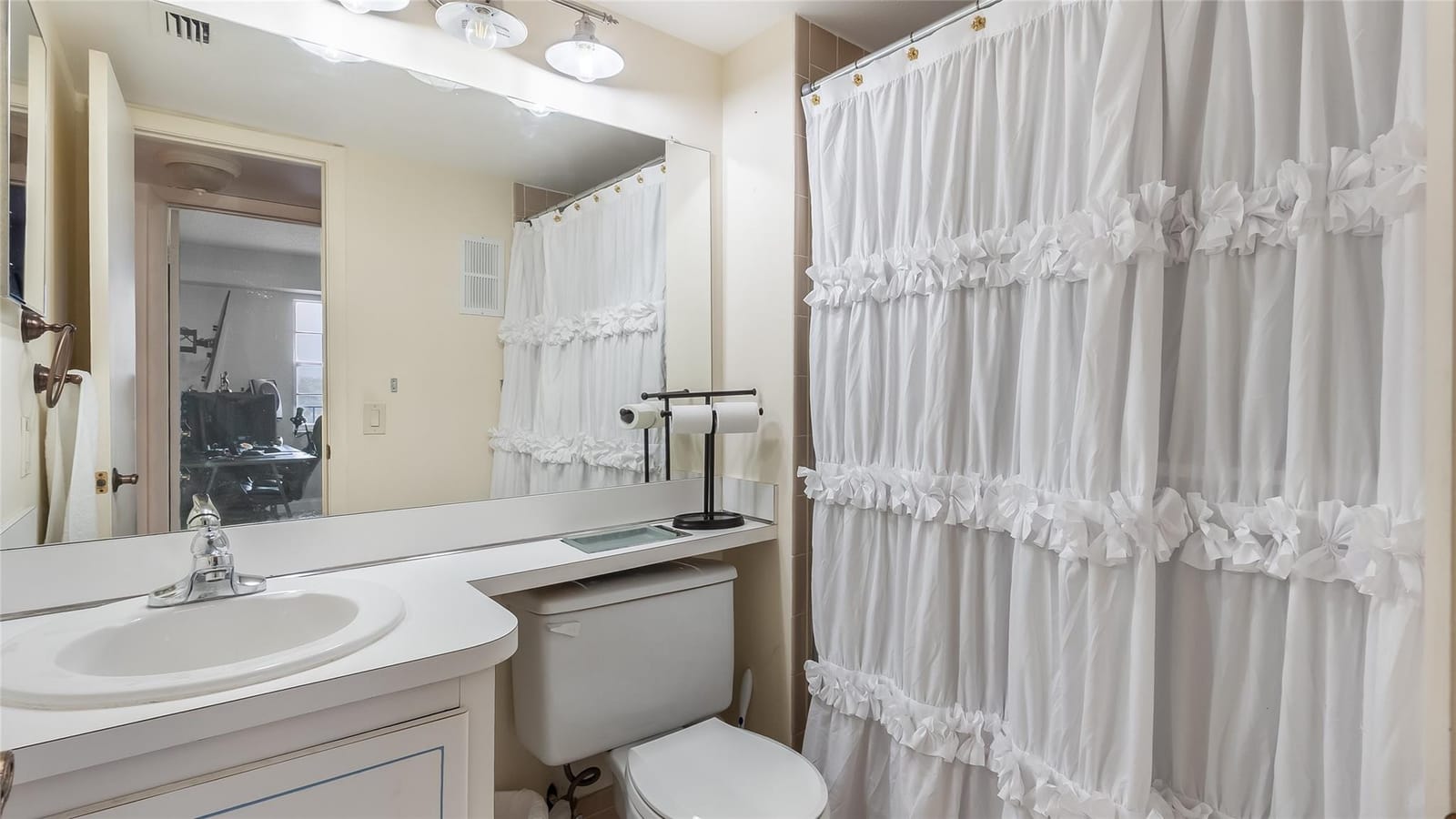3300 W Rolling Hills Circle 504, Davie, FL 33328 photo 16