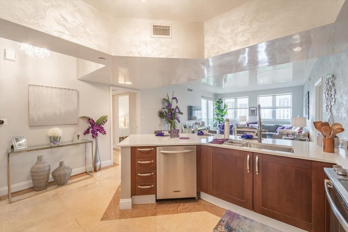 20000 E Country Club Drive 1209N, Aventura, FL 33180 photo 6