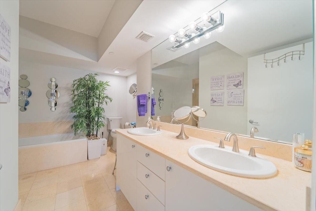 20000 E Country Club Drive 1209N, Aventura, FL 33180 photo 9