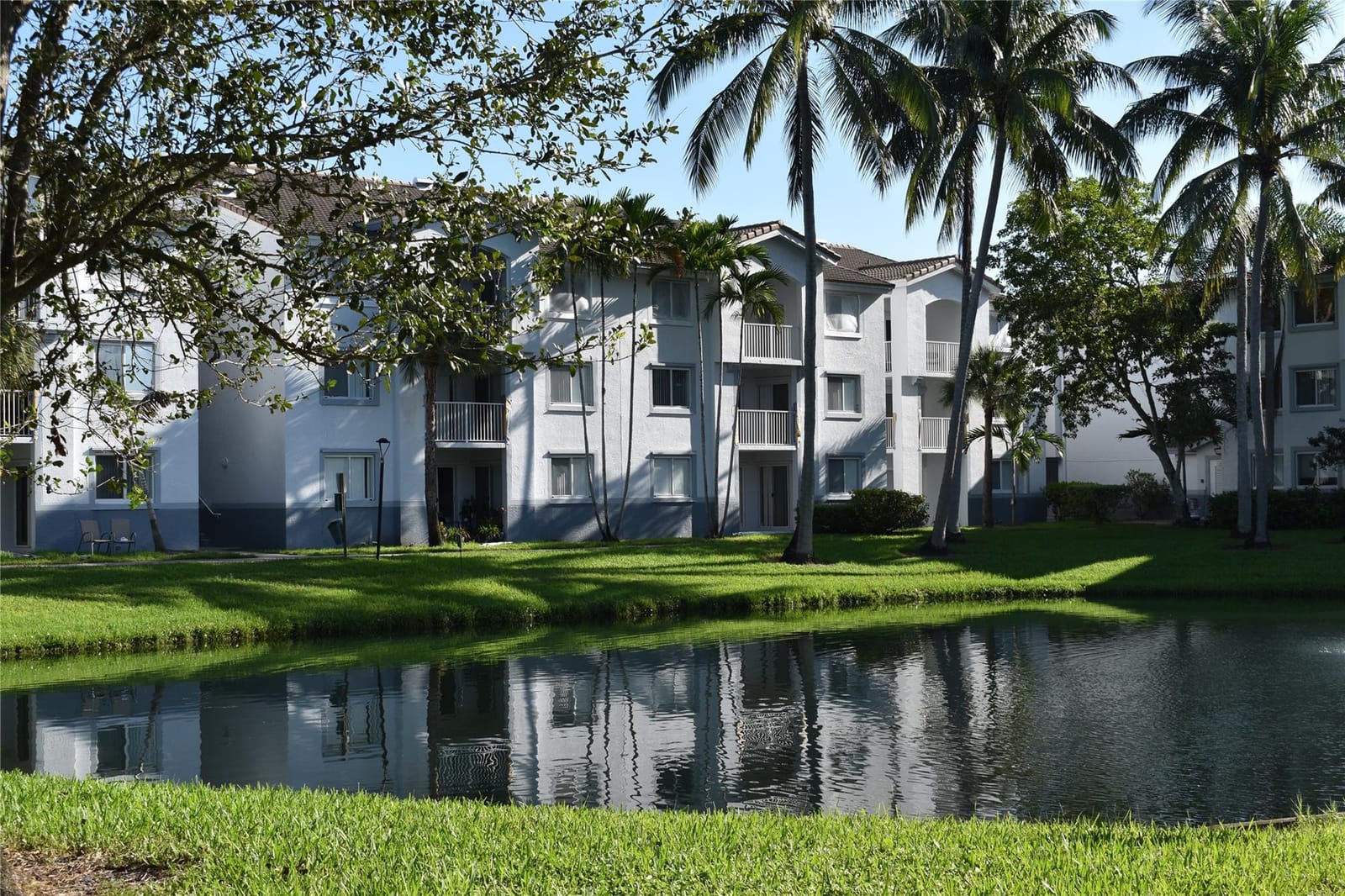 2600 S University Drive 111, Davie, FL 33328
