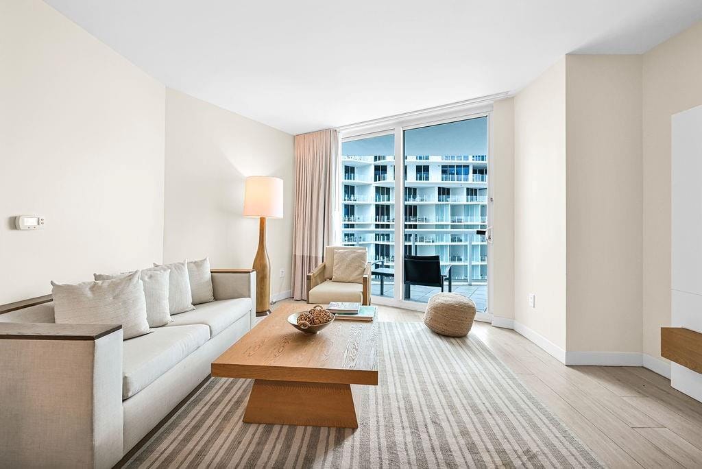505 N Ft Lauderdale Bch Boulevard 2006, Fort Lauderdale, FL 33304 photo 2
