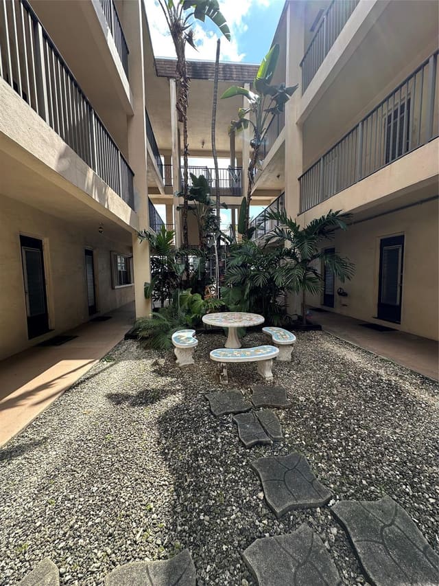 348 S Federal Highway 6, Dania Beach, FL 33004