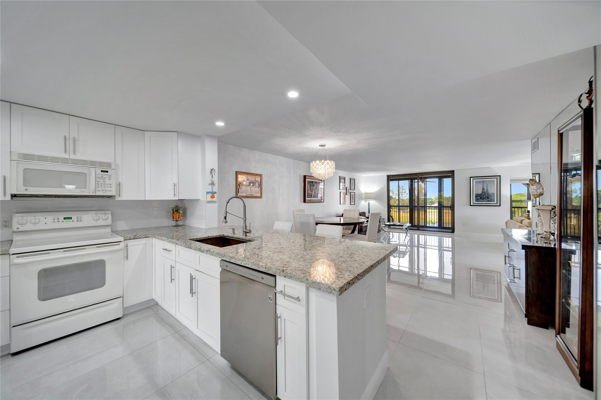 3521 Environ Boulevard B410 — photo 2