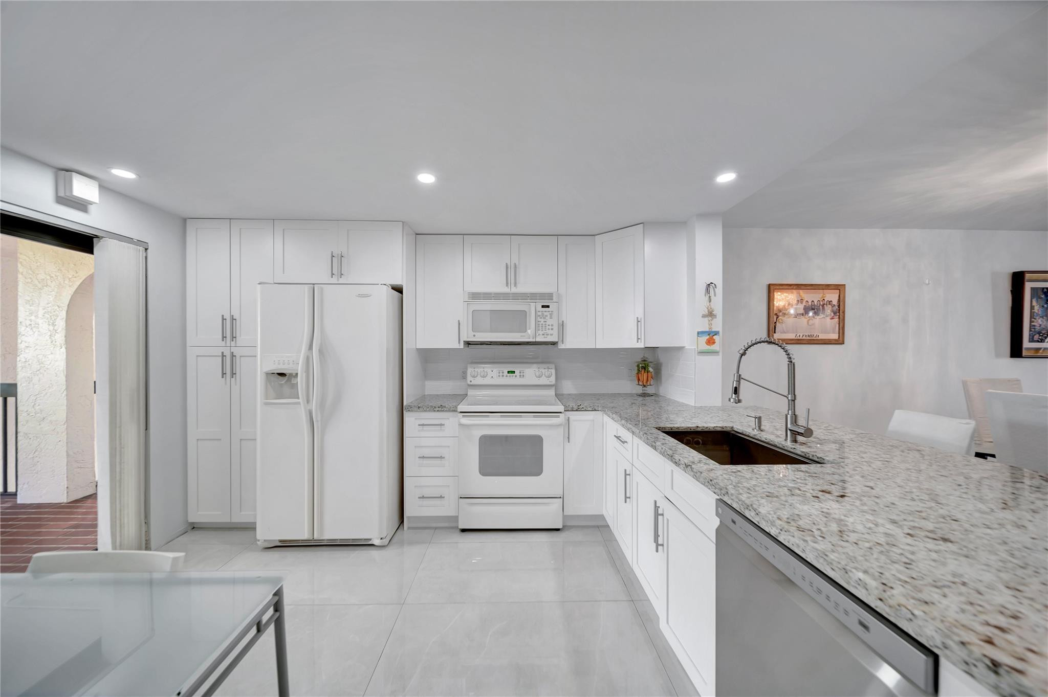 3521 Environ Boulevard B410 — photo 4