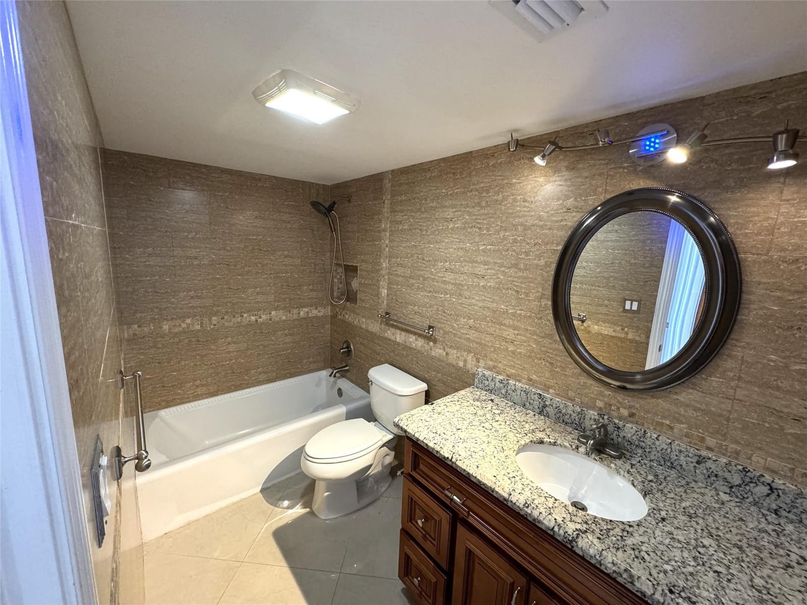 4800 Bayview Drive 406 — photo 7