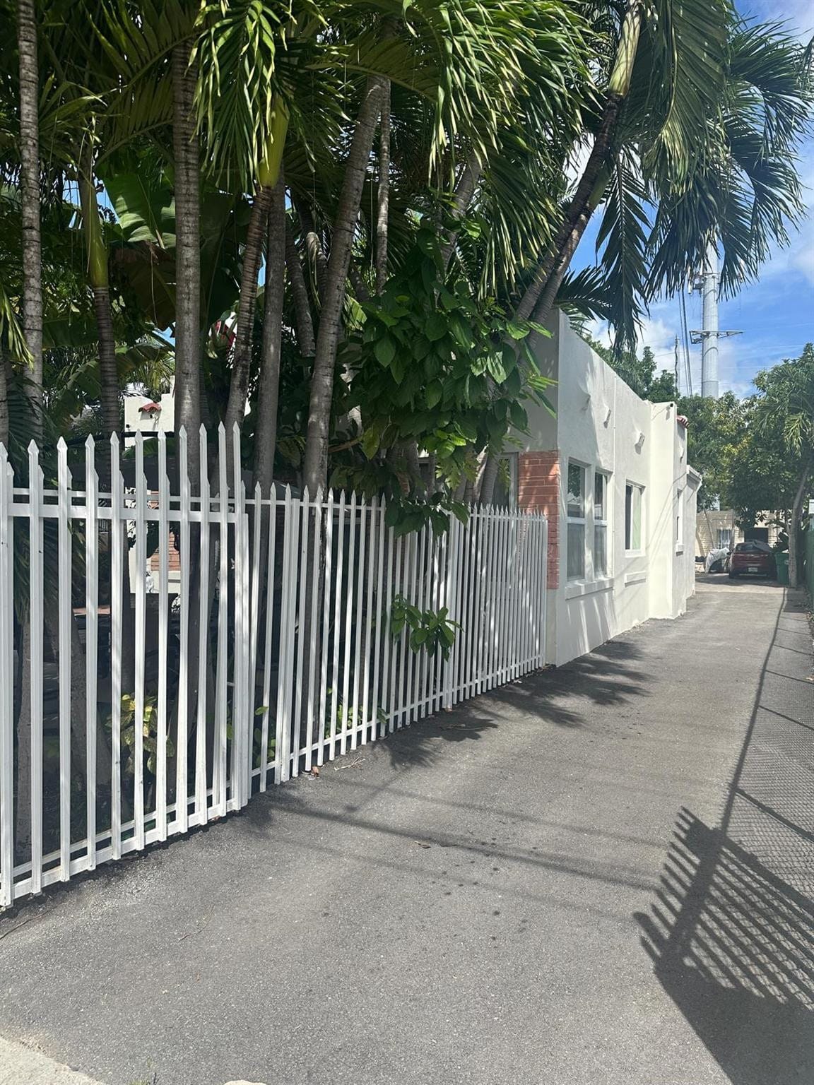 675 NW 34th Street — photo 4