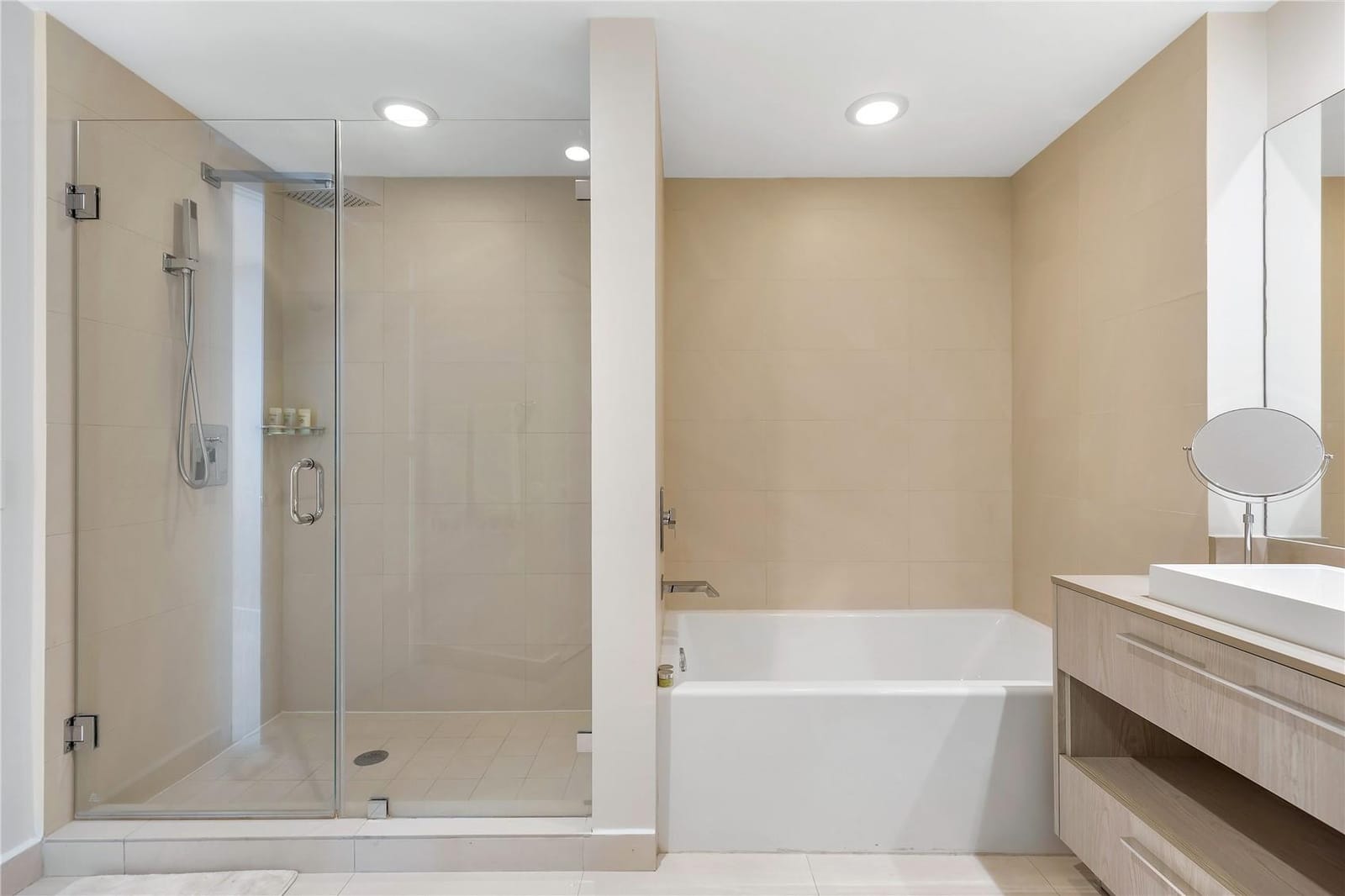 4111 S Ocean Drive Lph3/5 — photo 8