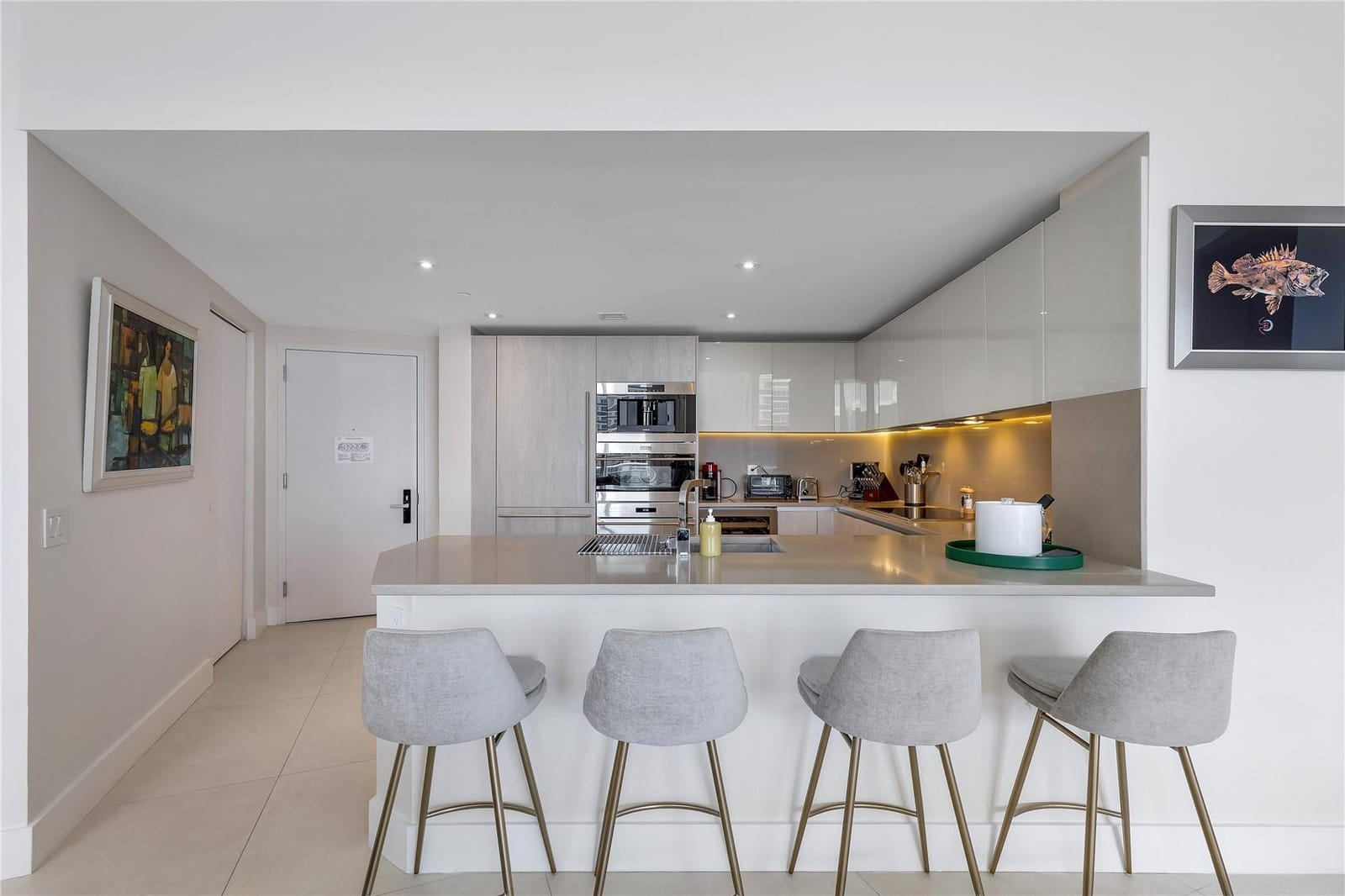 4111 S Ocean Drive Lph3/5 — photo 10