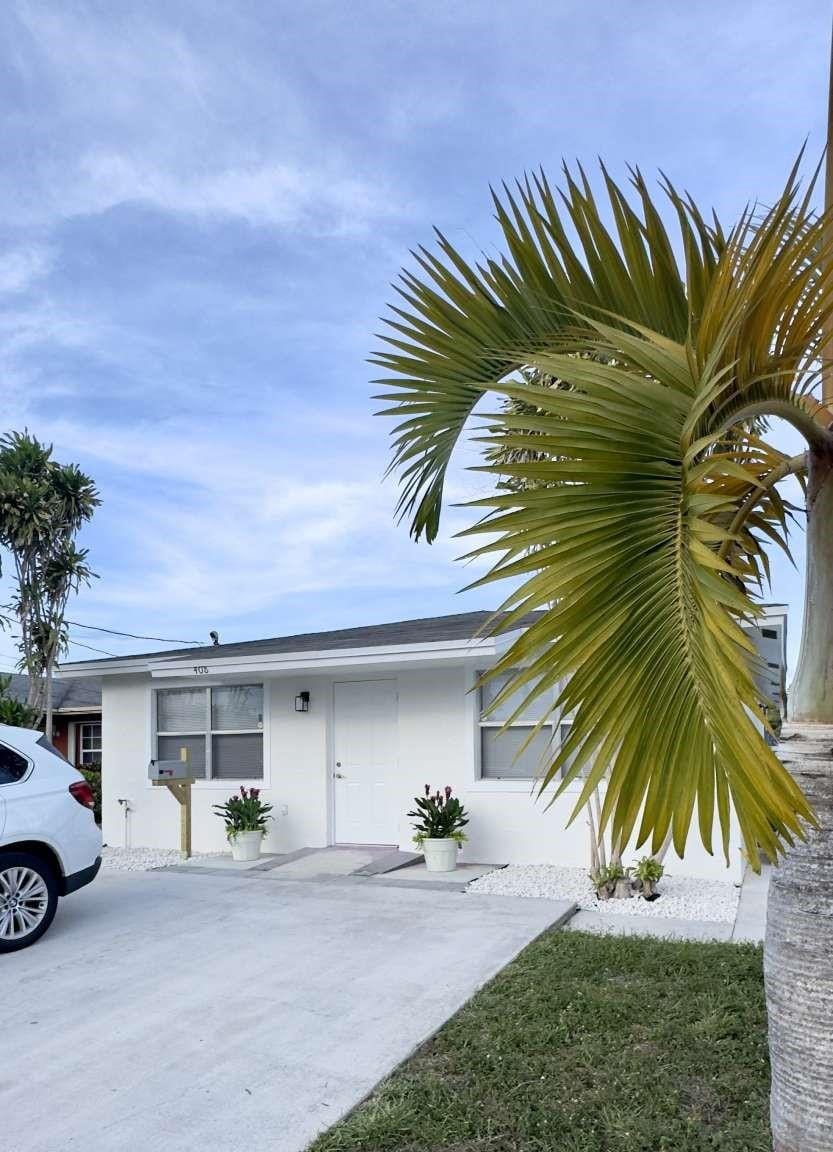 408 NW 5th Terrace, Hallandale Beach, FL 33009