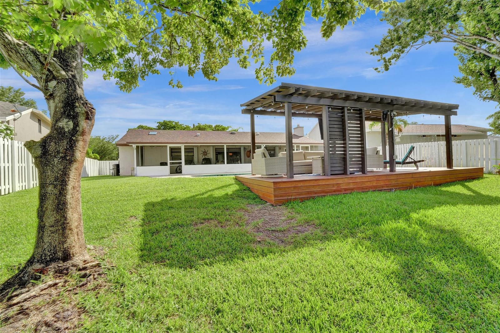 14470 Fairfax Place, Davie, FL 33325 photo 21
