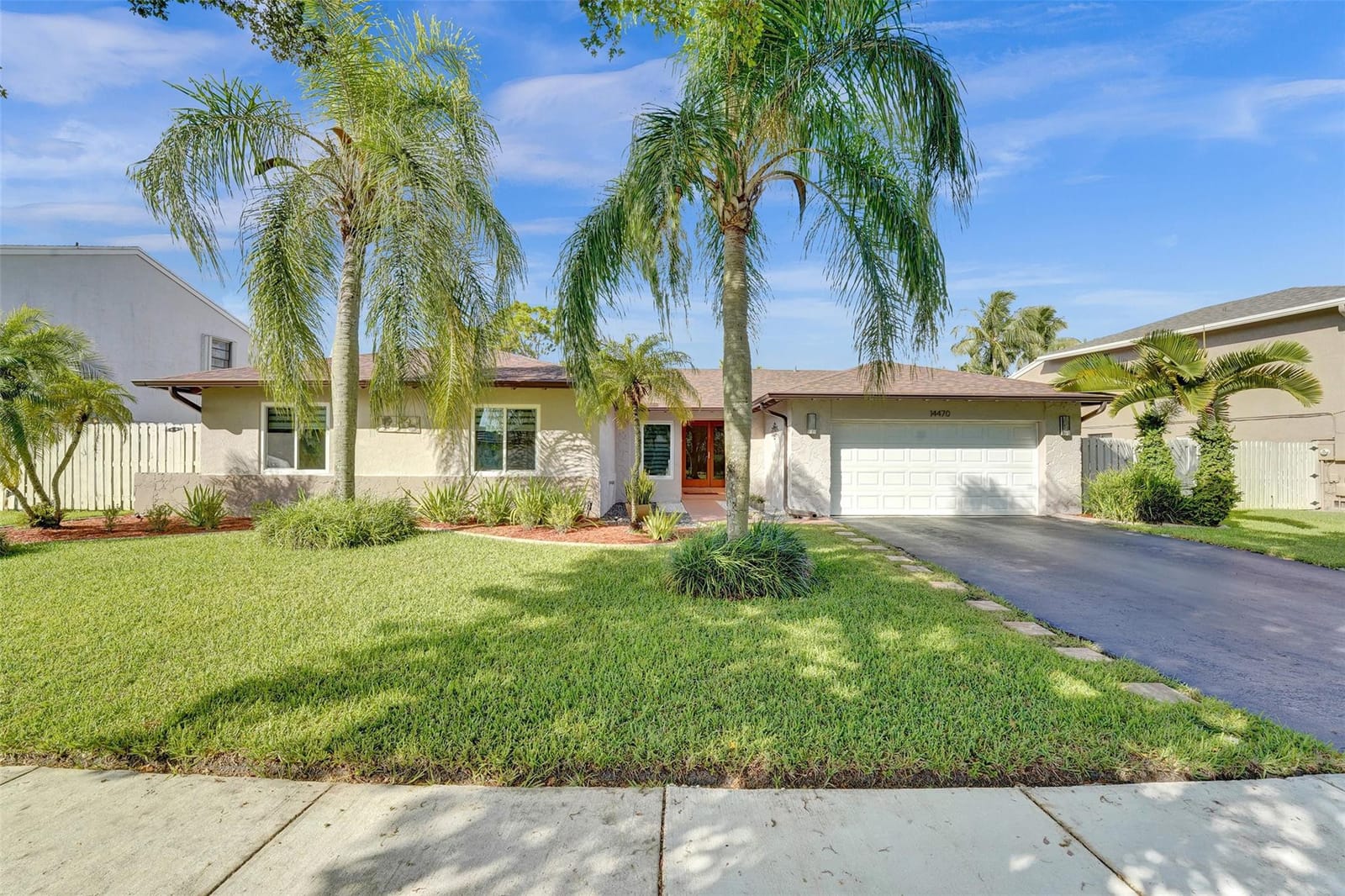 14470 Fairfax Place — photo 5