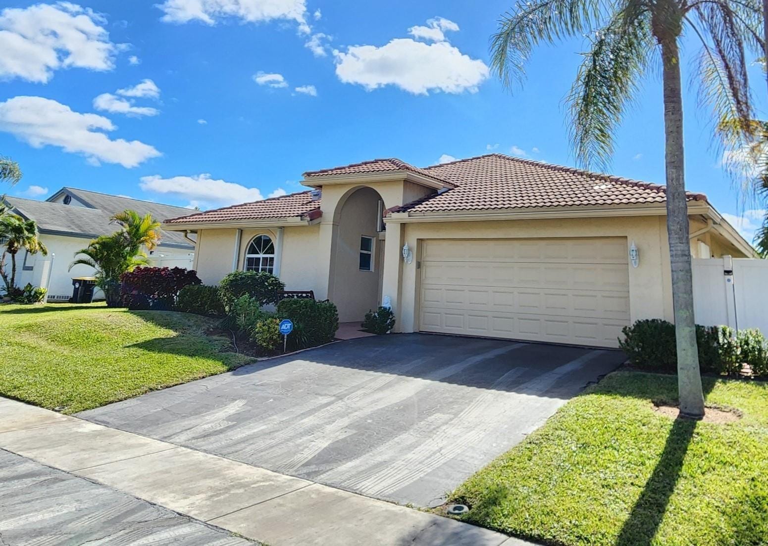 426 SE 3rd Place, Dania Beach, FL 33004 photo 4