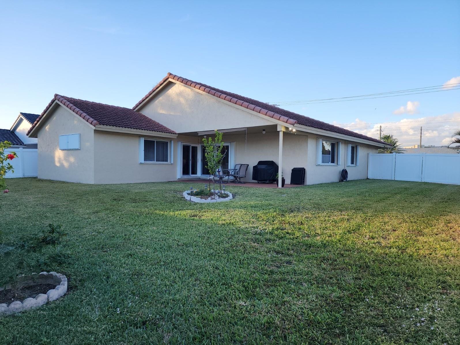 426 SE 3rd Place, Dania Beach, FL 33004 photo 5