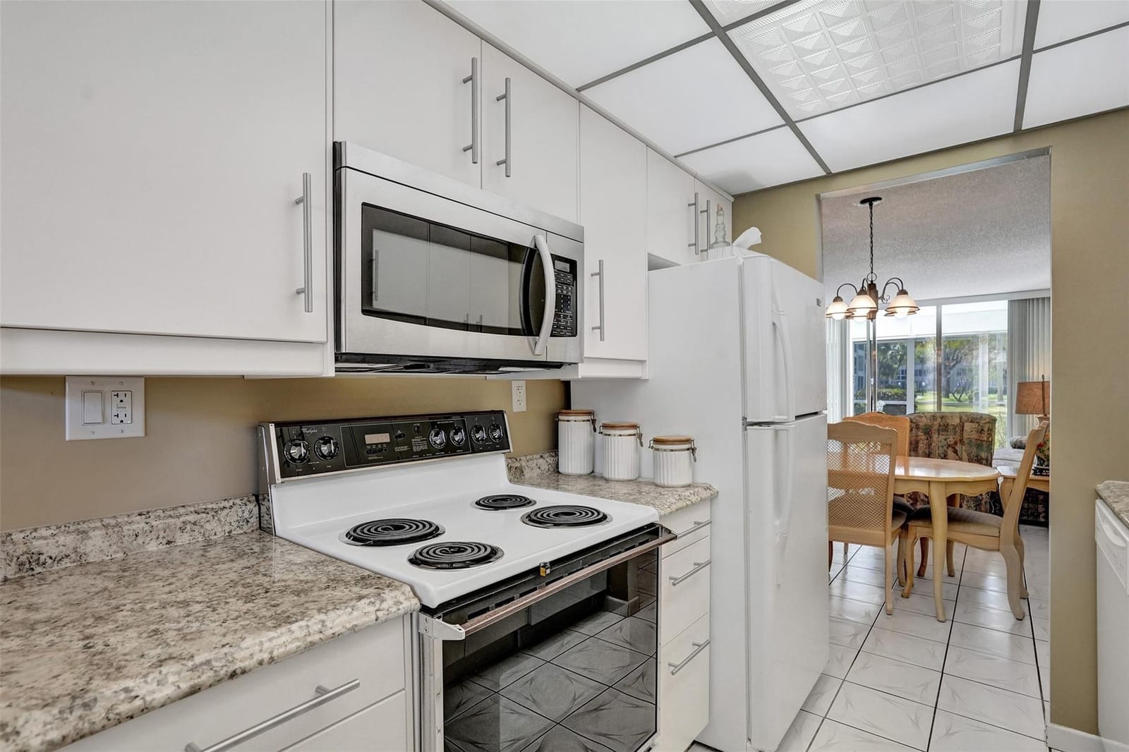2999 NW 48th Avenue 142, Lauderdale Lakes, FL 33313 photo 15
