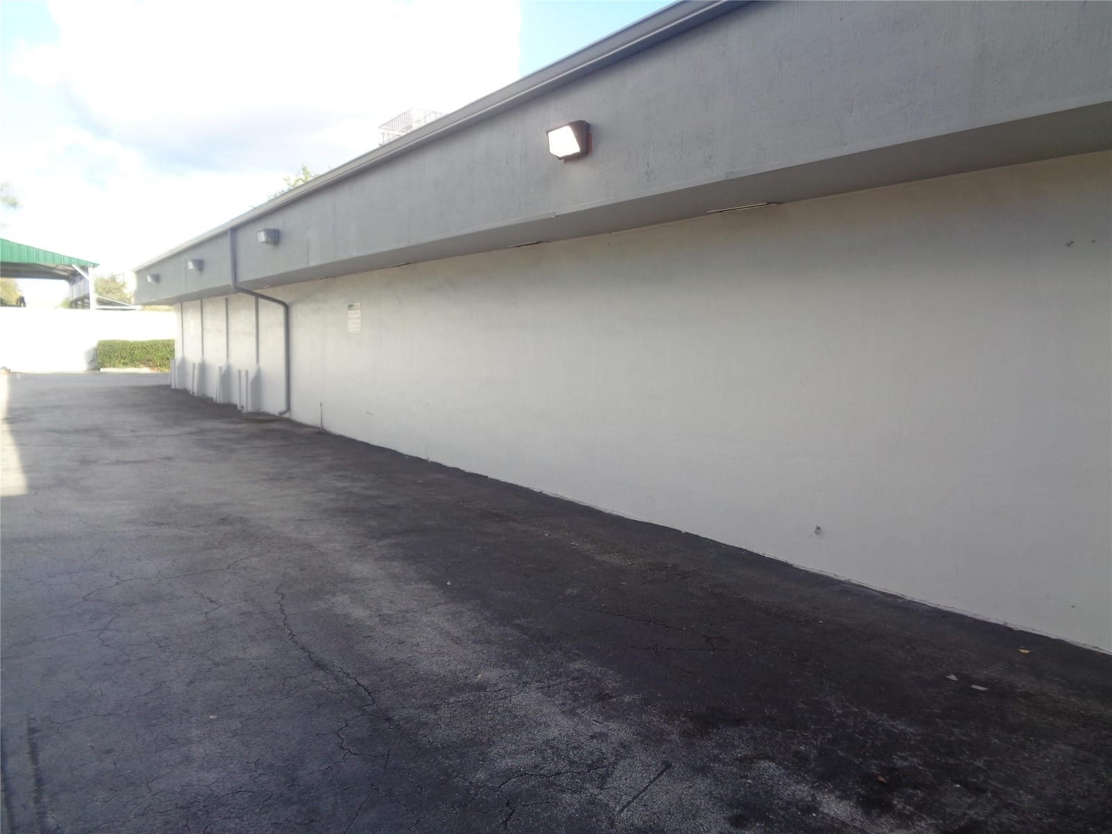 2323 NW 19th Street — photo 3