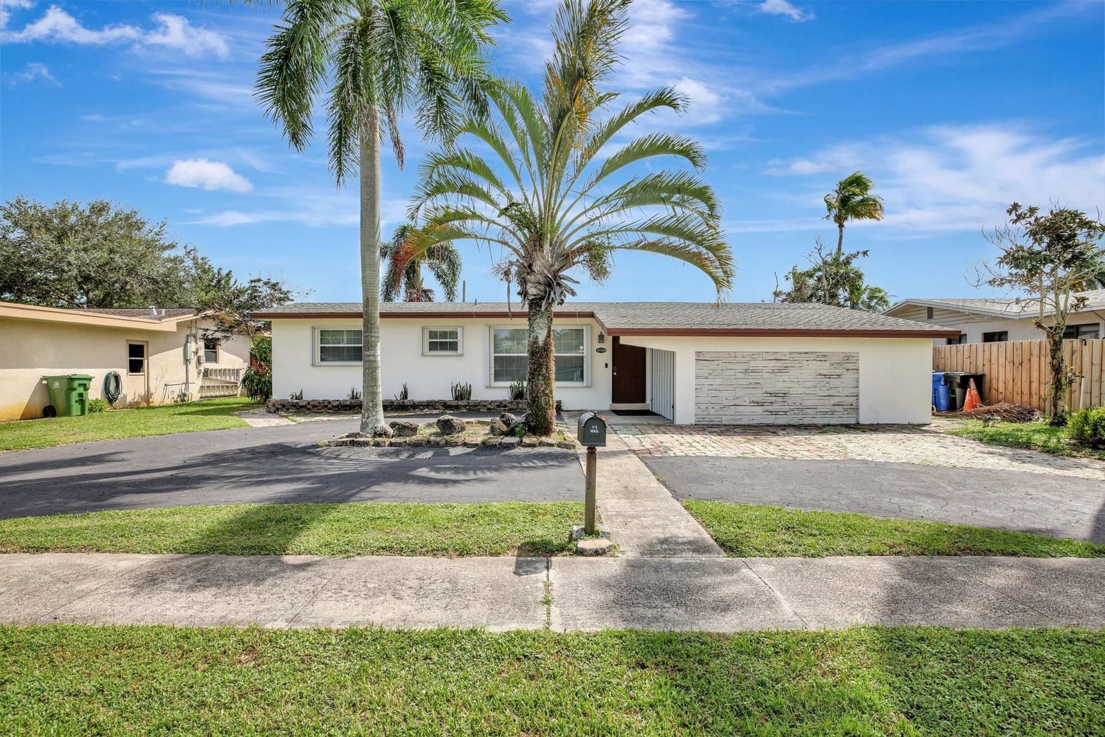 2730 SW 17th Street, Fort Lauderdale, FL 33312