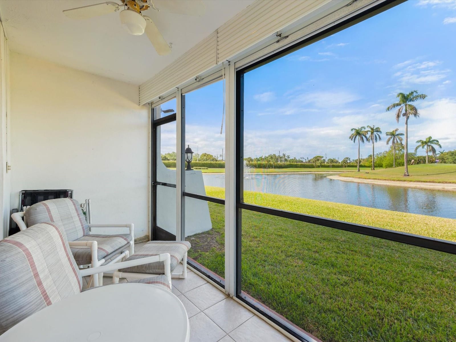 9923 S Hollybrook Lake Drive 109, Pembroke Pines, FL 33025