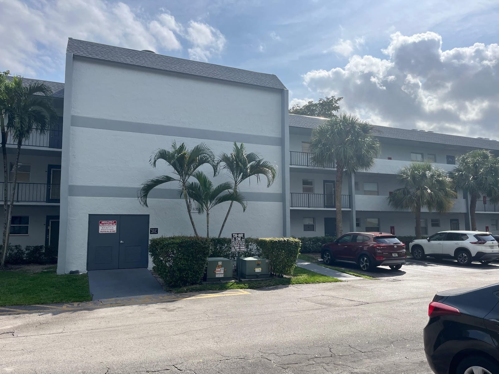 8360 Sands Point Boulevard 305 — photo 11