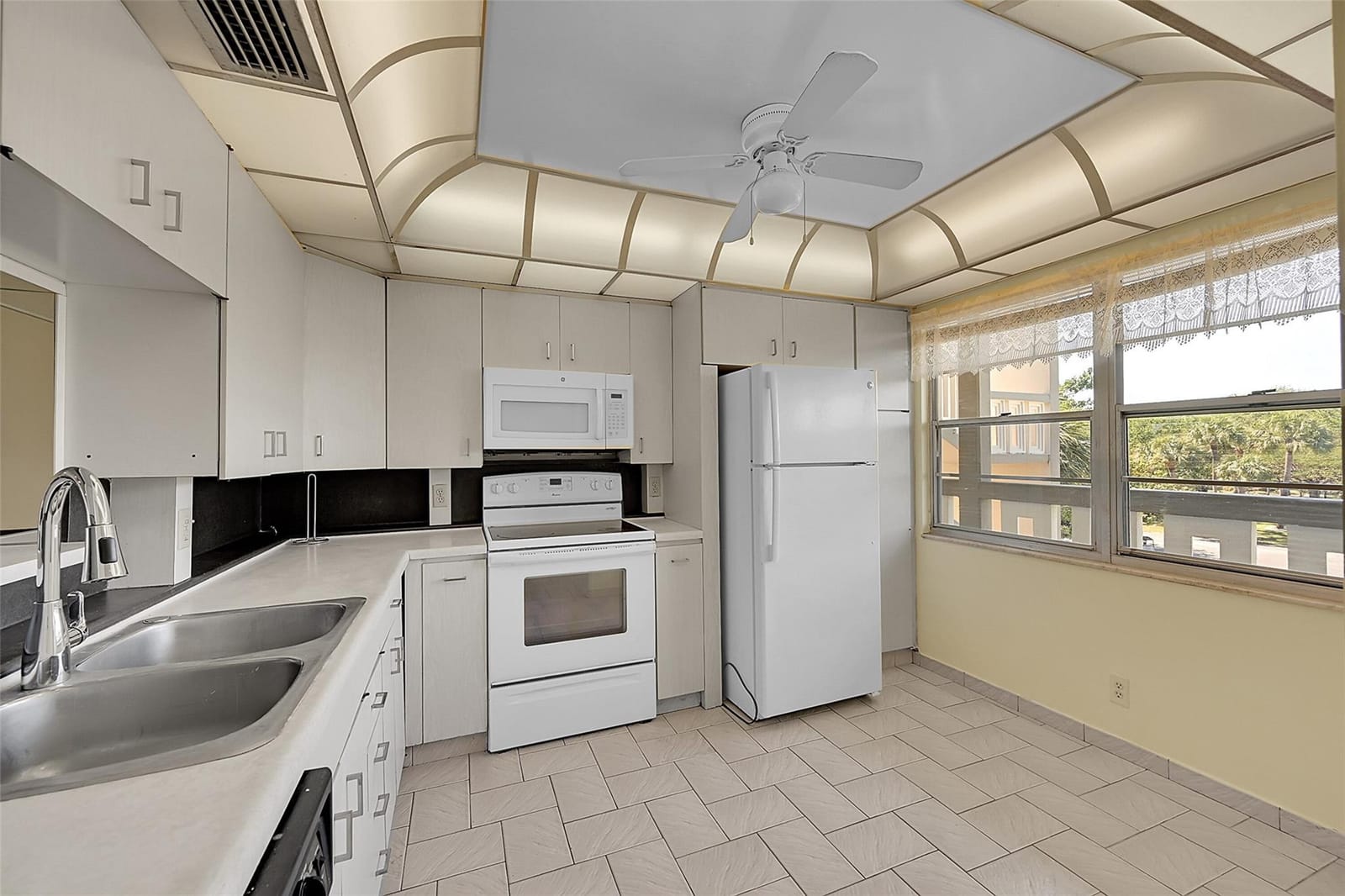 2901 Victoria Circle K3 — photo 8