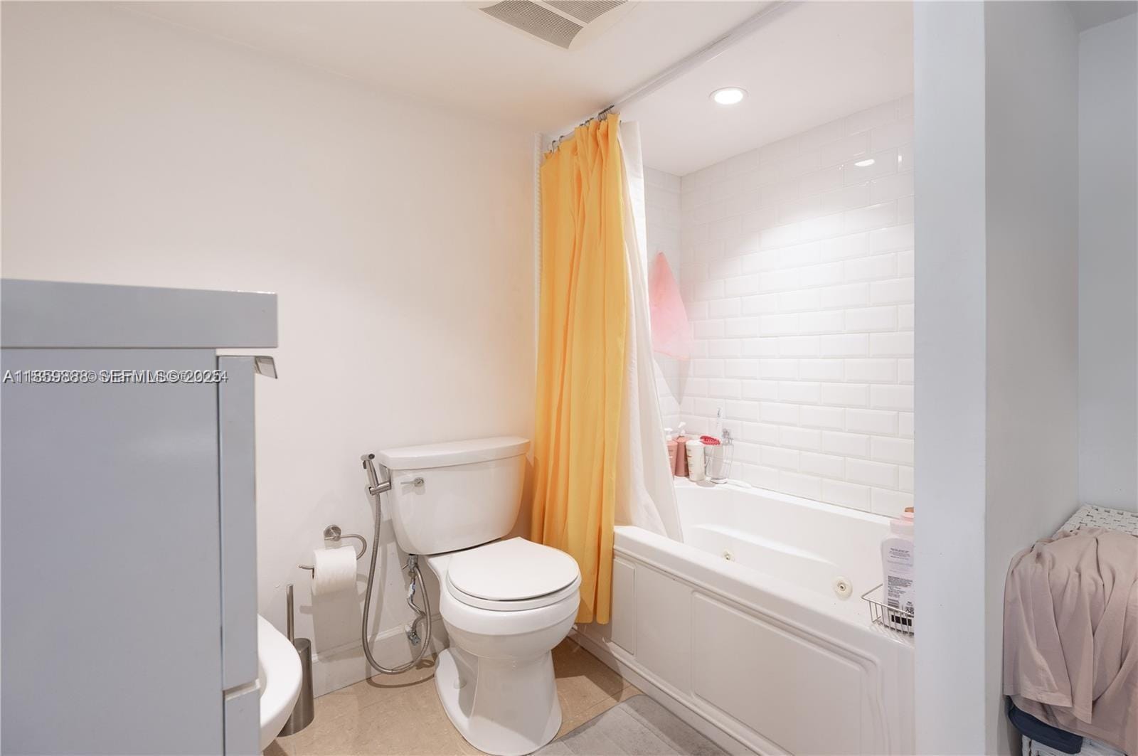 1621 Collins Avenue 302, Miami Beach, FL 33139 photo 17