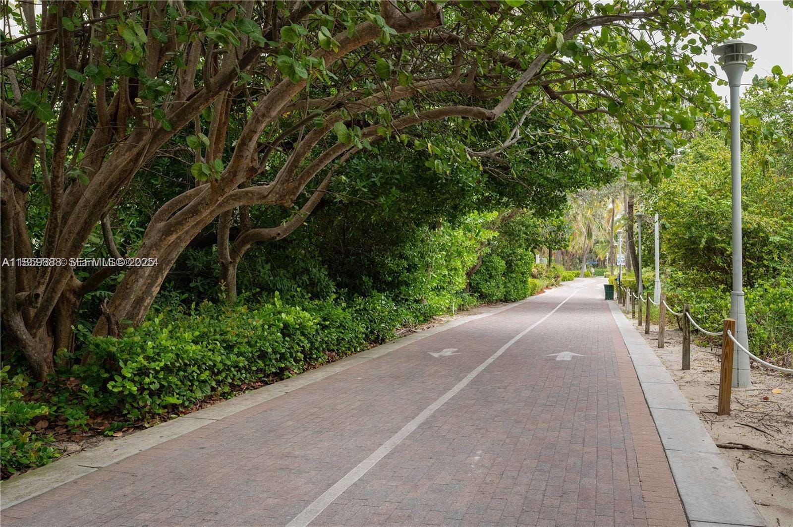 1621 Collins Avenue 302, Miami Beach, FL 33139 photo 28