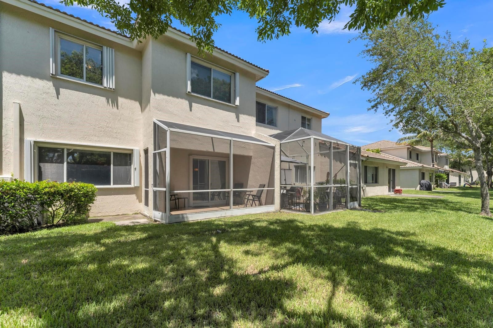 4866 SW 32nd Terrace — photo 4