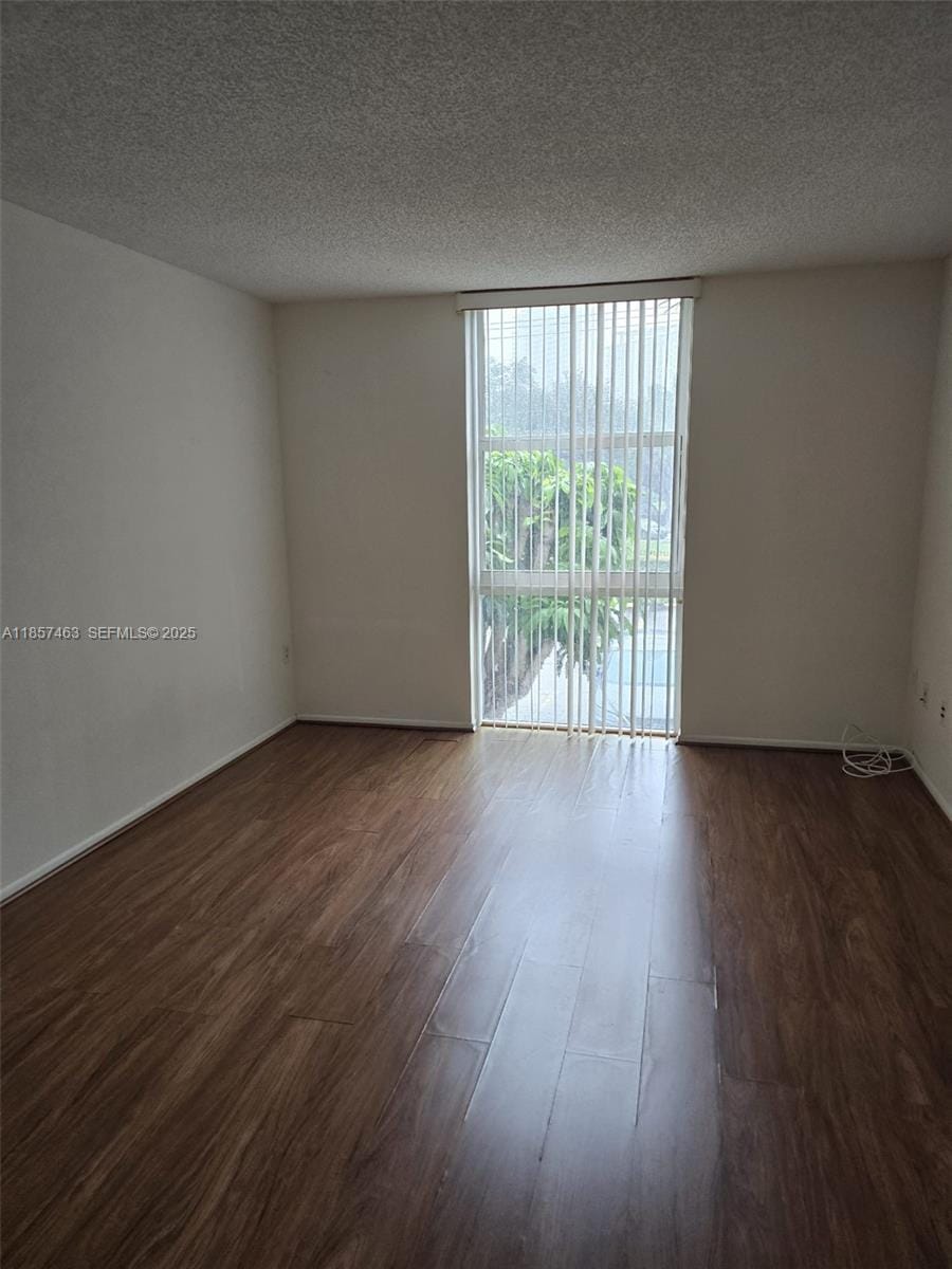 16851 NE 23rd Avenue A212, North Miami Beach, FL 33160 photo 24