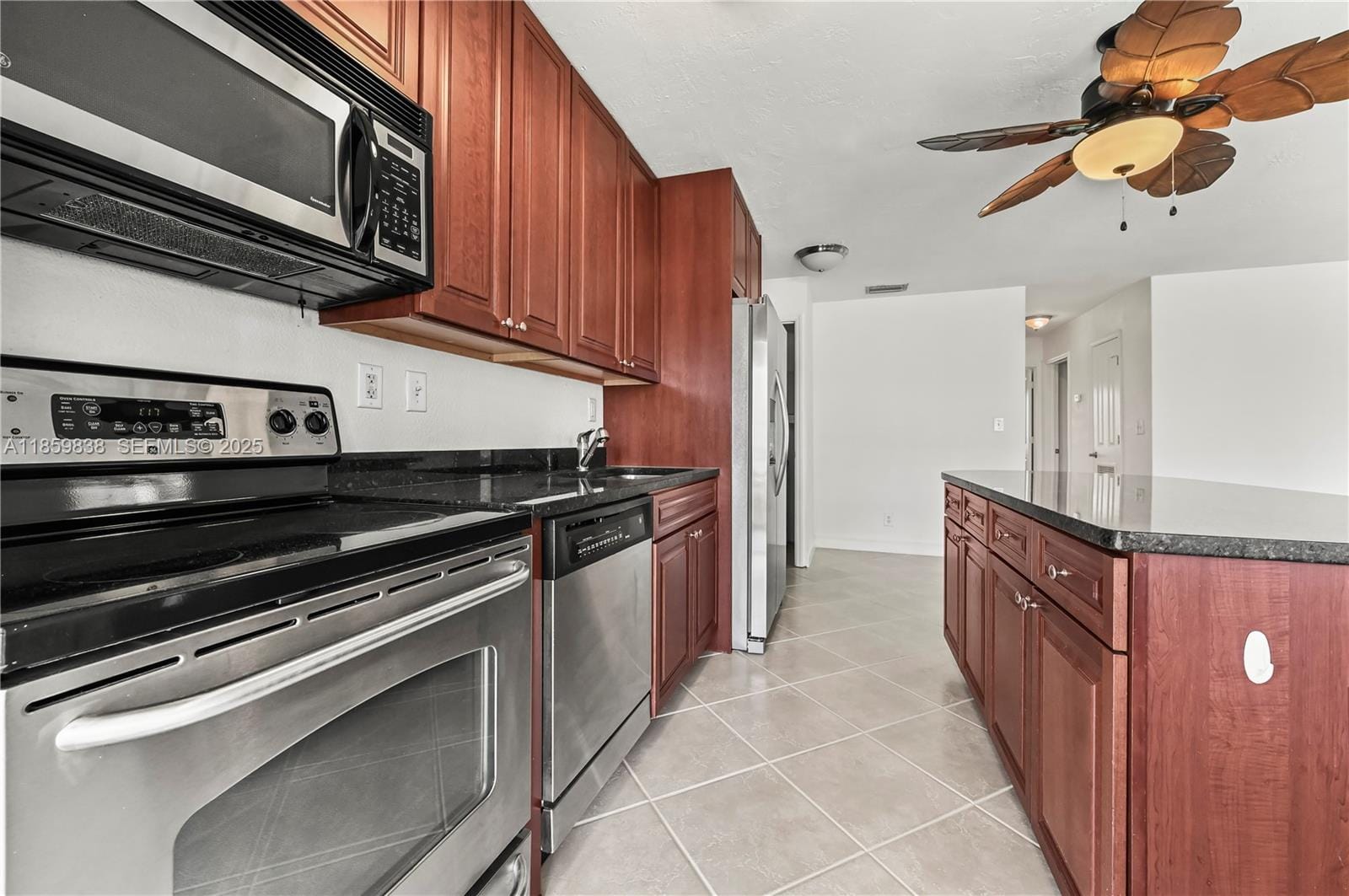 2895 NE 32nd Street 110, Fort Lauderdale, FL 33306 photo 3