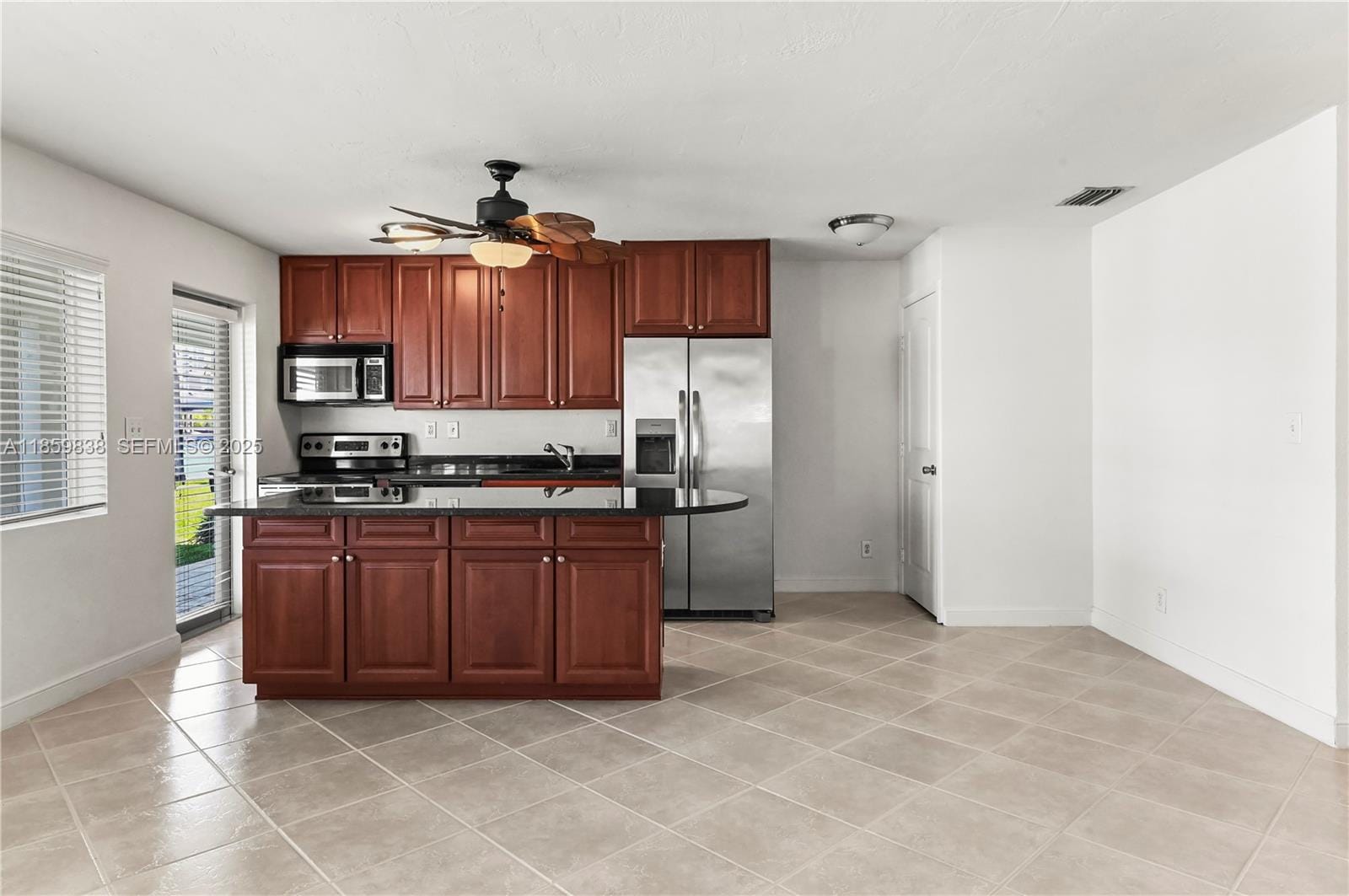 2895 NE 32nd Street 110, Fort Lauderdale, FL 33306 photo 6