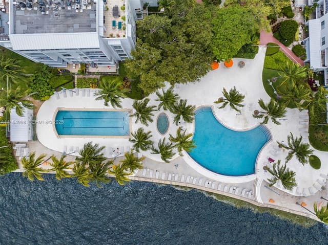 650 NE 64th Street G304, sold in Nirvana Condo No Five Con, Miami, FL