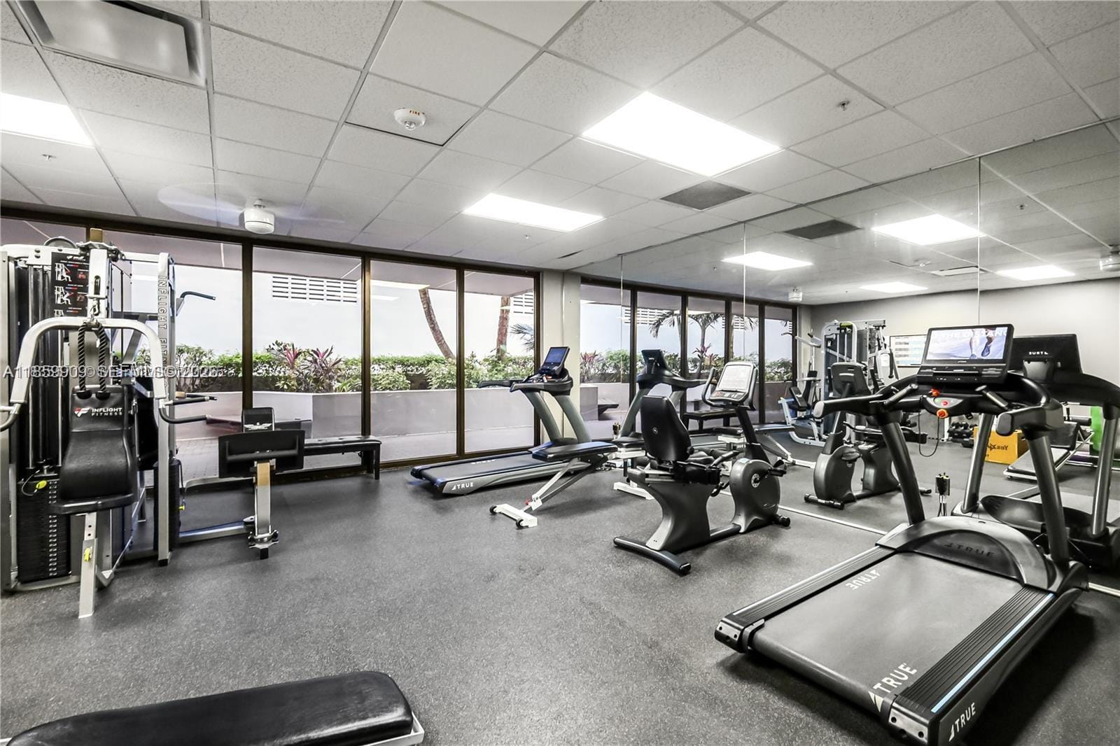 1621 Collins Avenue 404, Miami Beach, FL 33139 photo 19