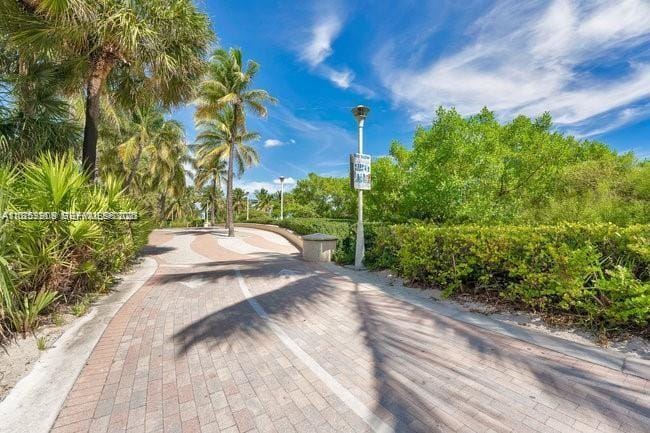 1621 Collins Avenue 404, Miami Beach, FL 33139 photo 24